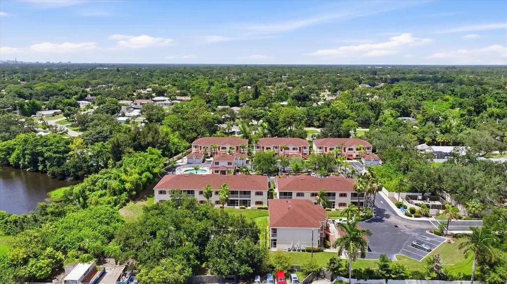 3958 Mediterranea Circle Sarasota FL 34233