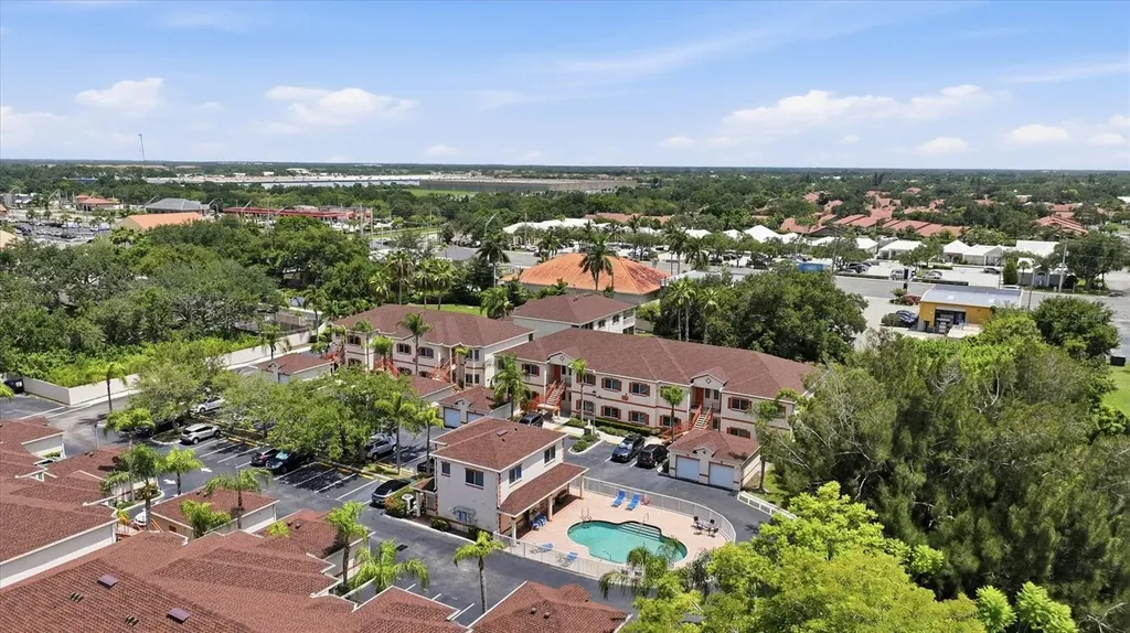 3958 Mediterranea Circle Sarasota FL 34233