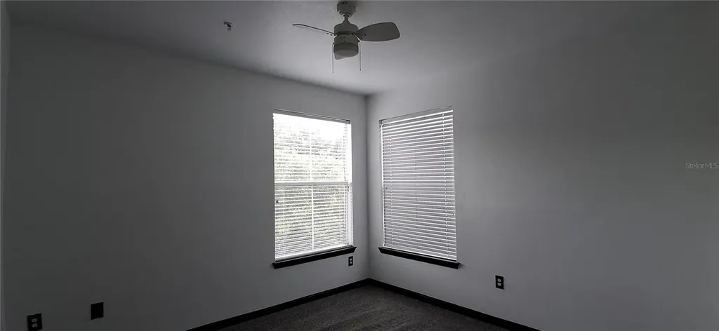 8539 Gate Parkway W Jacksonville FL 32216