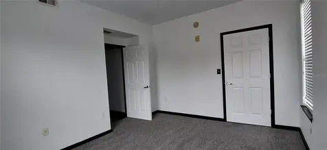 8539 Gate Parkway W Jacksonville FL 32216