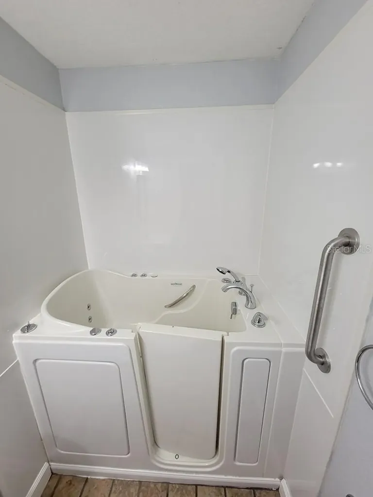 11633 Fox Run Port Richey FL 34668