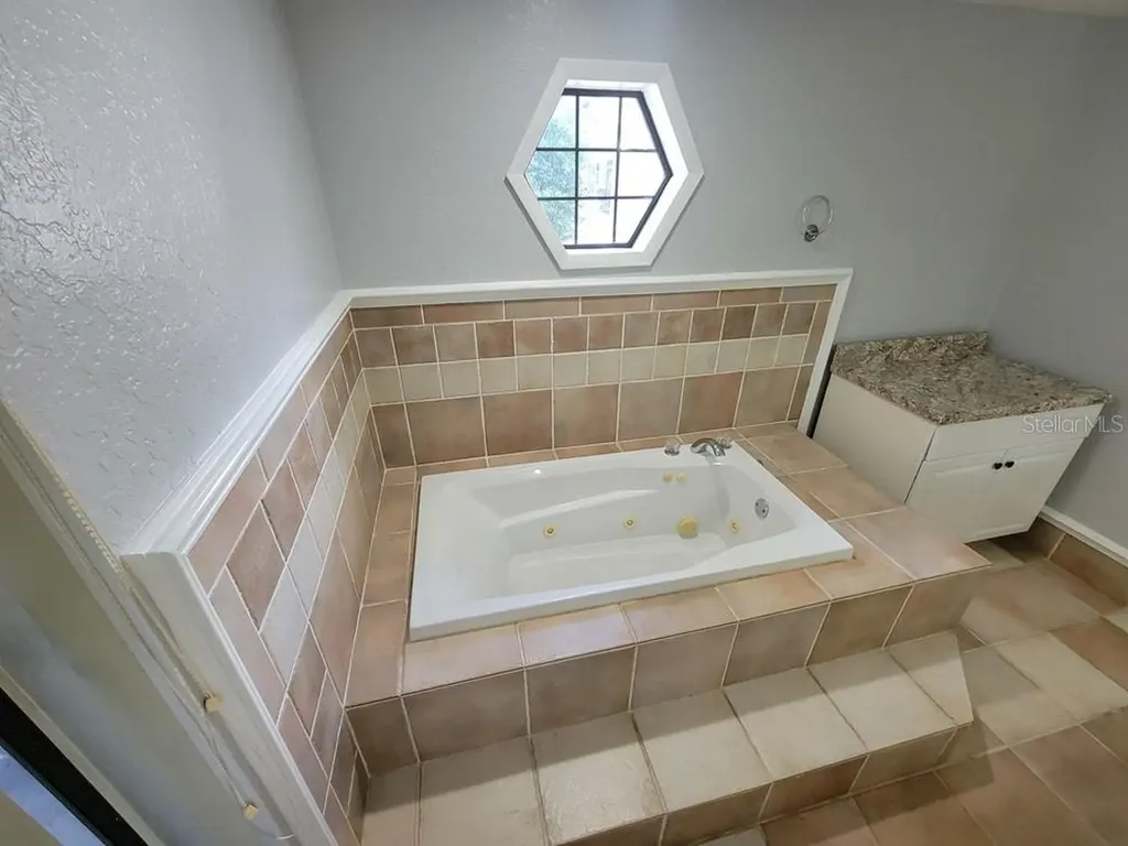 11633 Fox Run Port Richey FL 34668