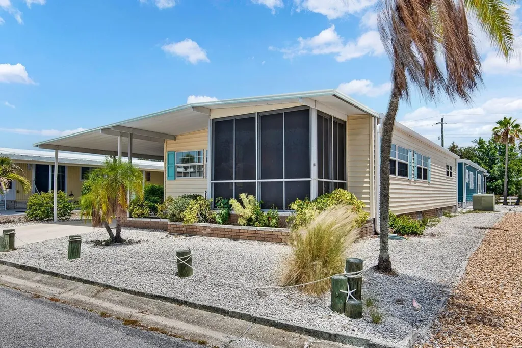 37 Caballo Way Bradenton FL 34209