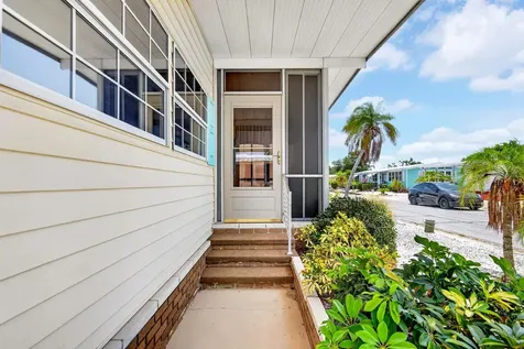 37 Caballo Way Bradenton FL 34209