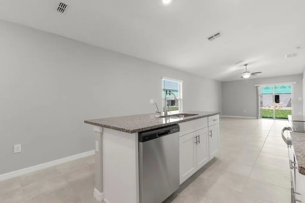 7110 Amelia Cove Court Sun City Center FL 33573