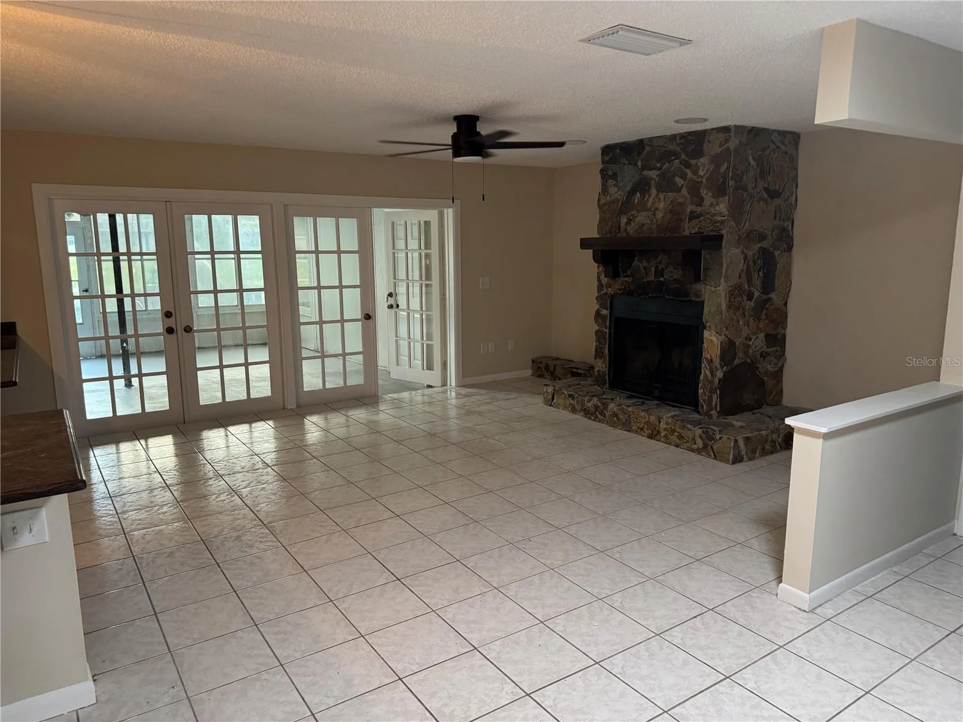 3215 Lake Saxon Drive Land O Lakes FL 34639