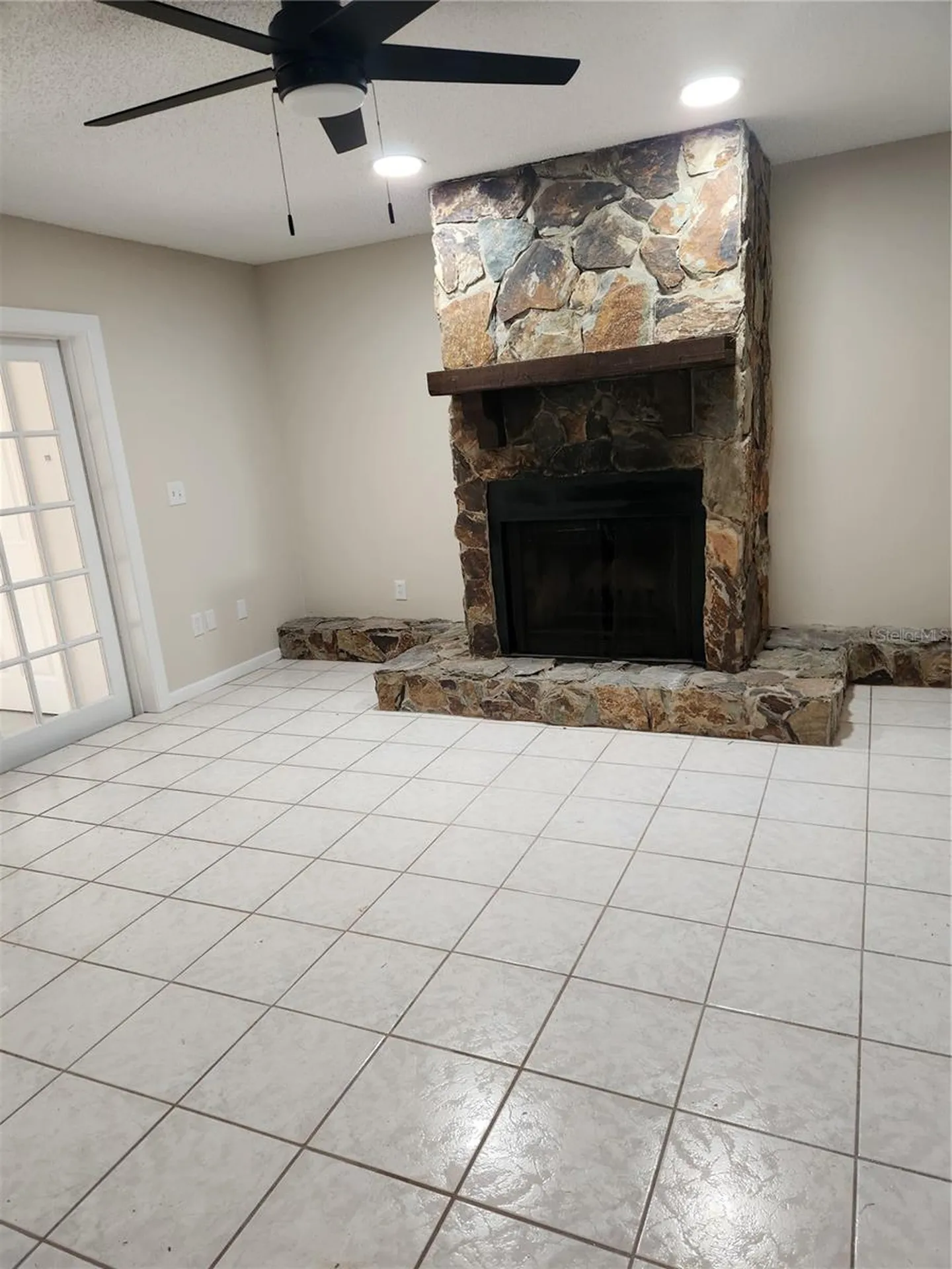 3215 Lake Saxon Drive Land O Lakes FL 34639