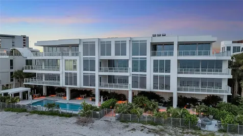 70 Avenida Veneccia Sarasota FL 34242