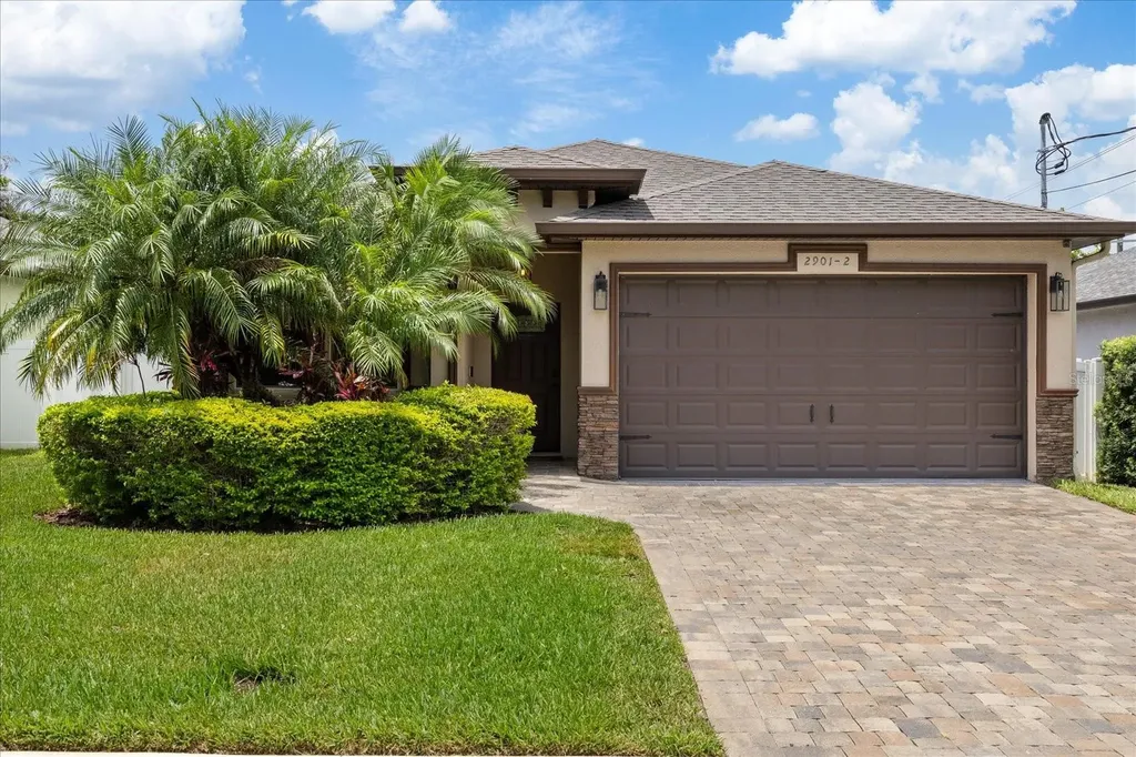 2901 W Collins Street Tampa FL 33607
