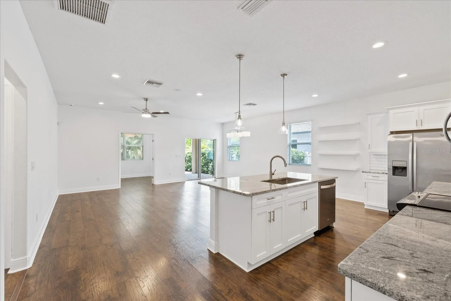 2901 W Collins Street Tampa FL 33607