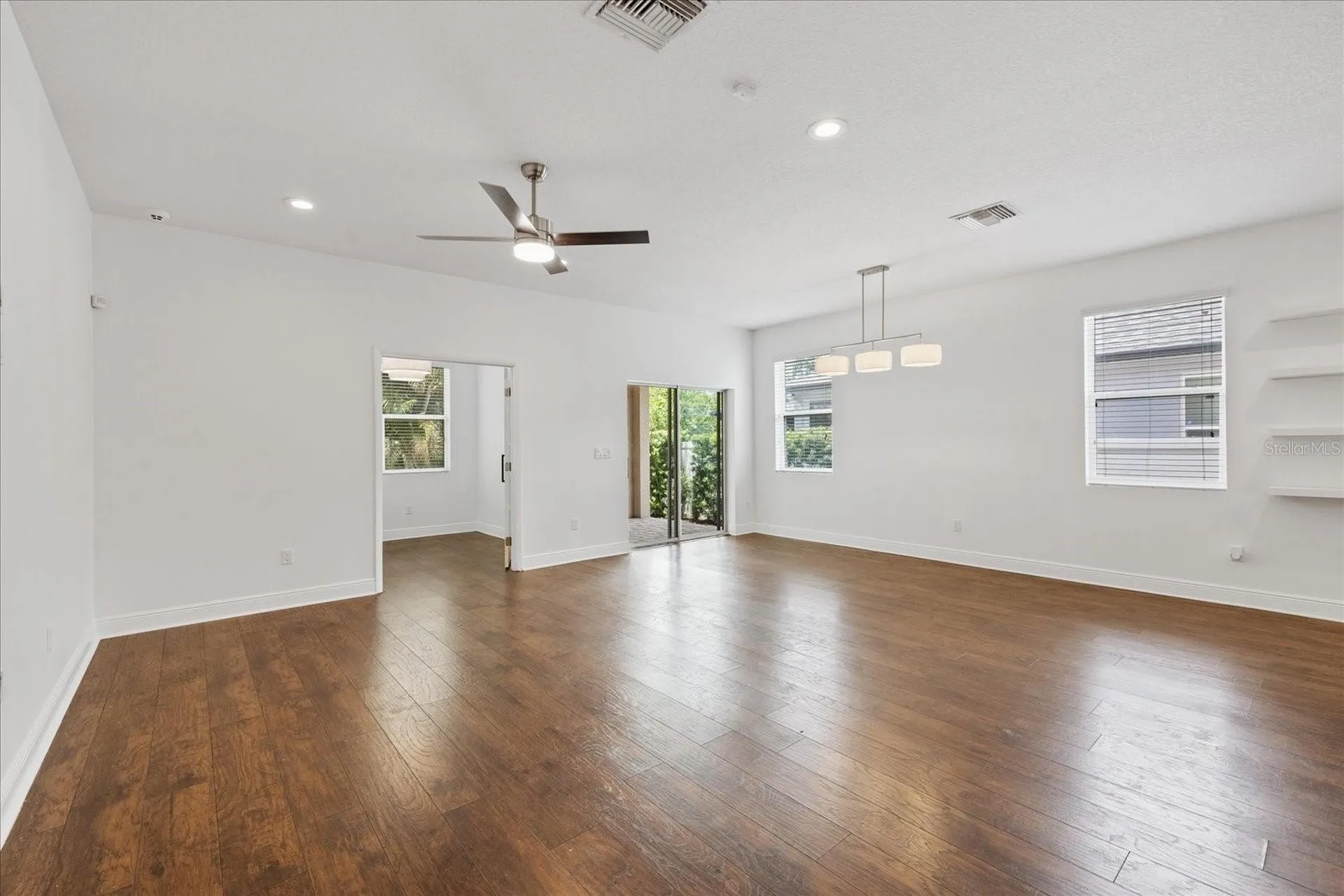 2901 W Collins Street Tampa FL 33607