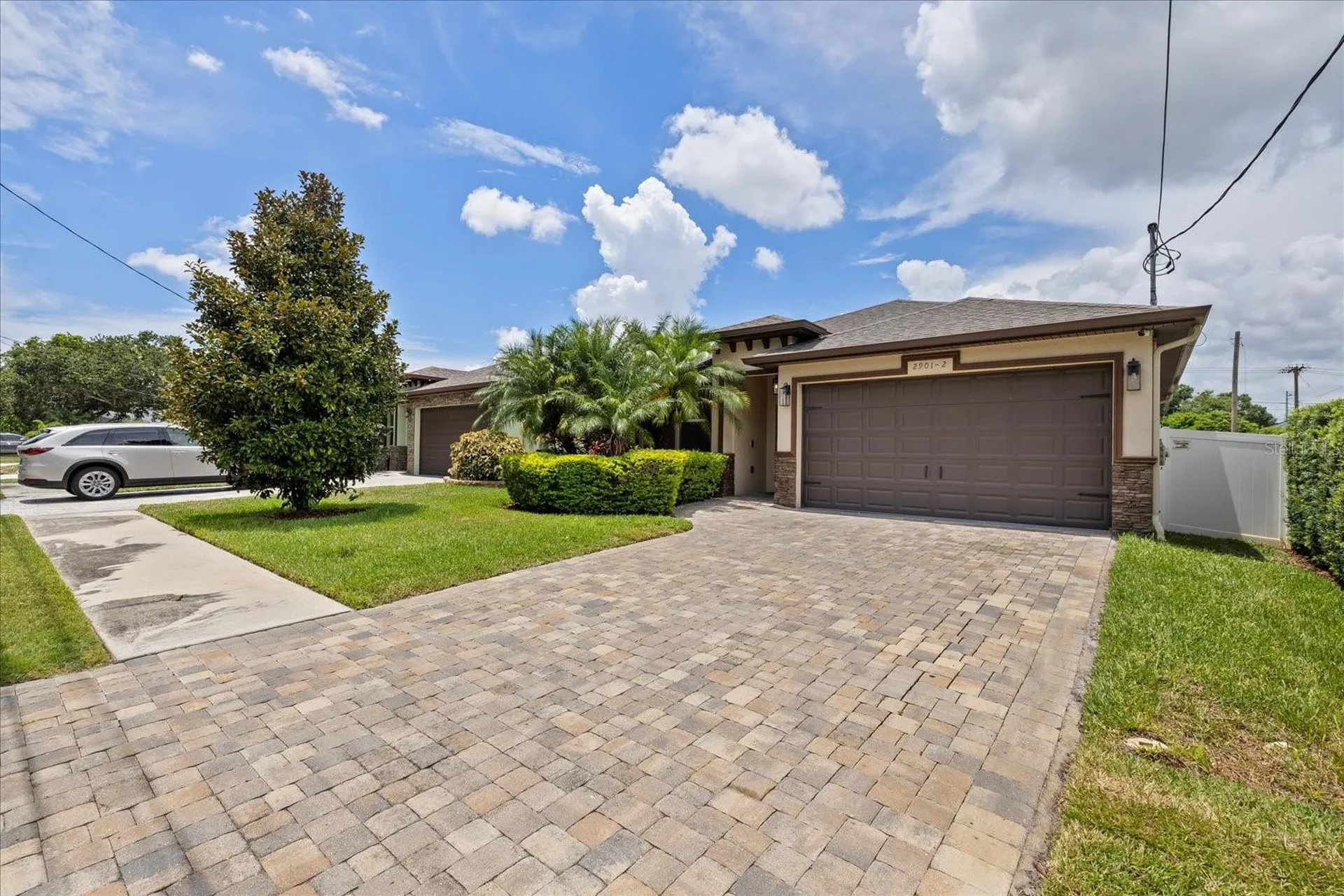 2901 W Collins Street Tampa FL 33607