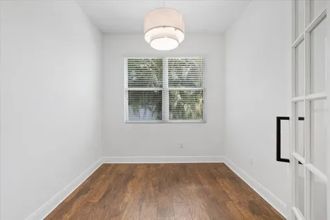 2901 W Collins Street Tampa FL 33607