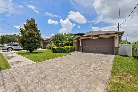 2901 W Collins Street Tampa FL 33607