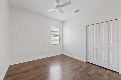 2901 W Collins Street Tampa FL 33607