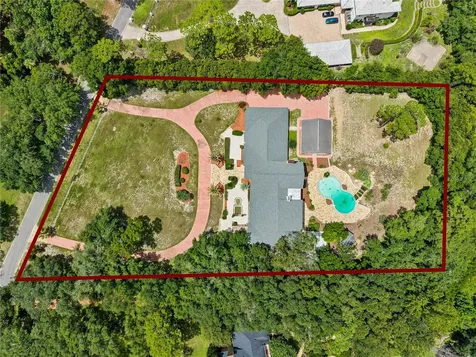 1041 Sweetwater Club Boulevard Longwood FL 32779