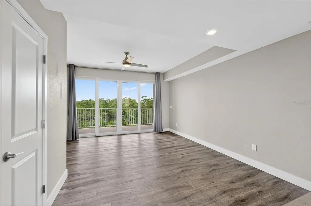 3266 Mangrove Point Drive Ruskin FL 33570