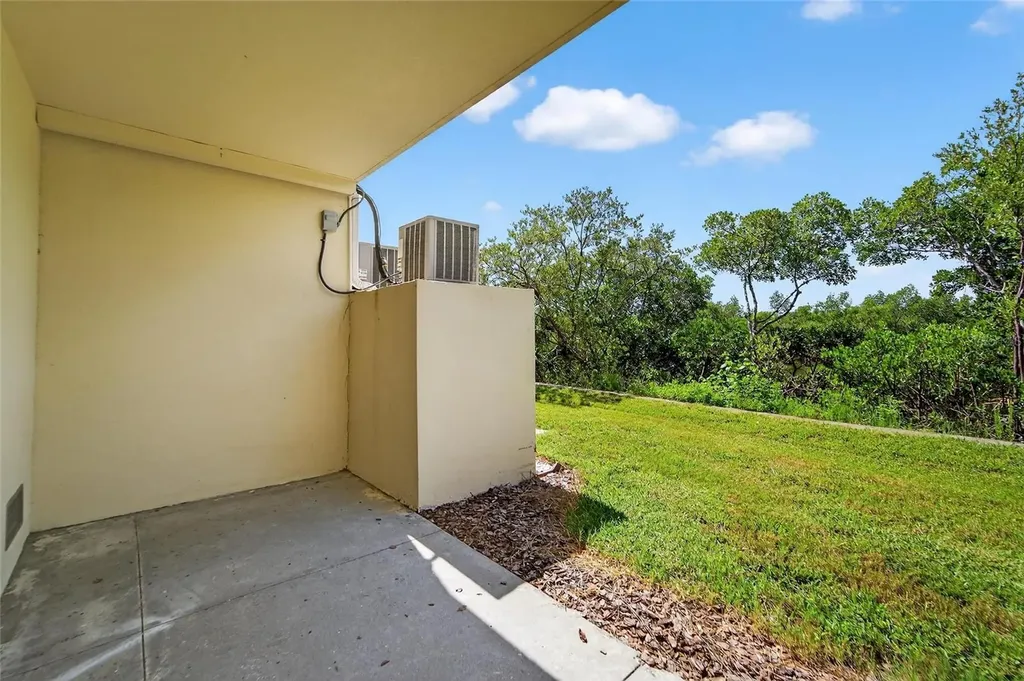 3266 Mangrove Point Drive Ruskin FL 33570