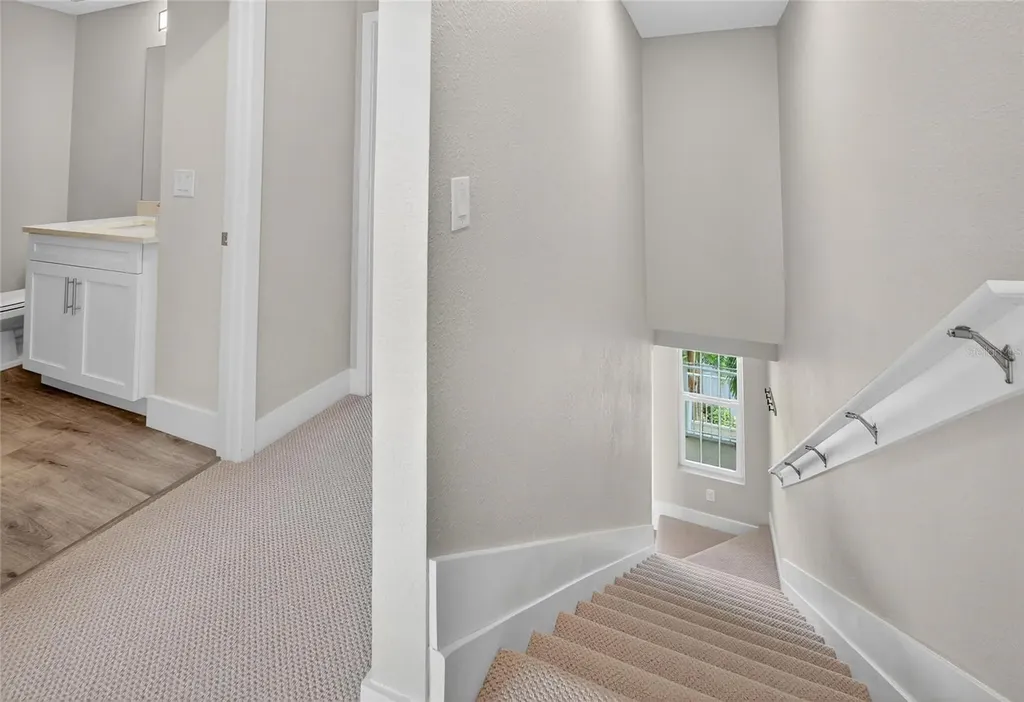 3266 Mangrove Point Drive Ruskin FL 33570
