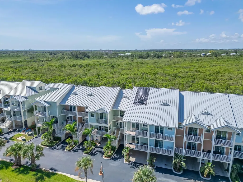 3266 Mangrove Point Drive Ruskin FL 33570