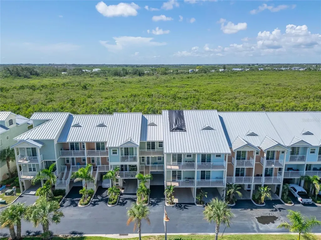 3266 Mangrove Point Drive Ruskin FL 33570