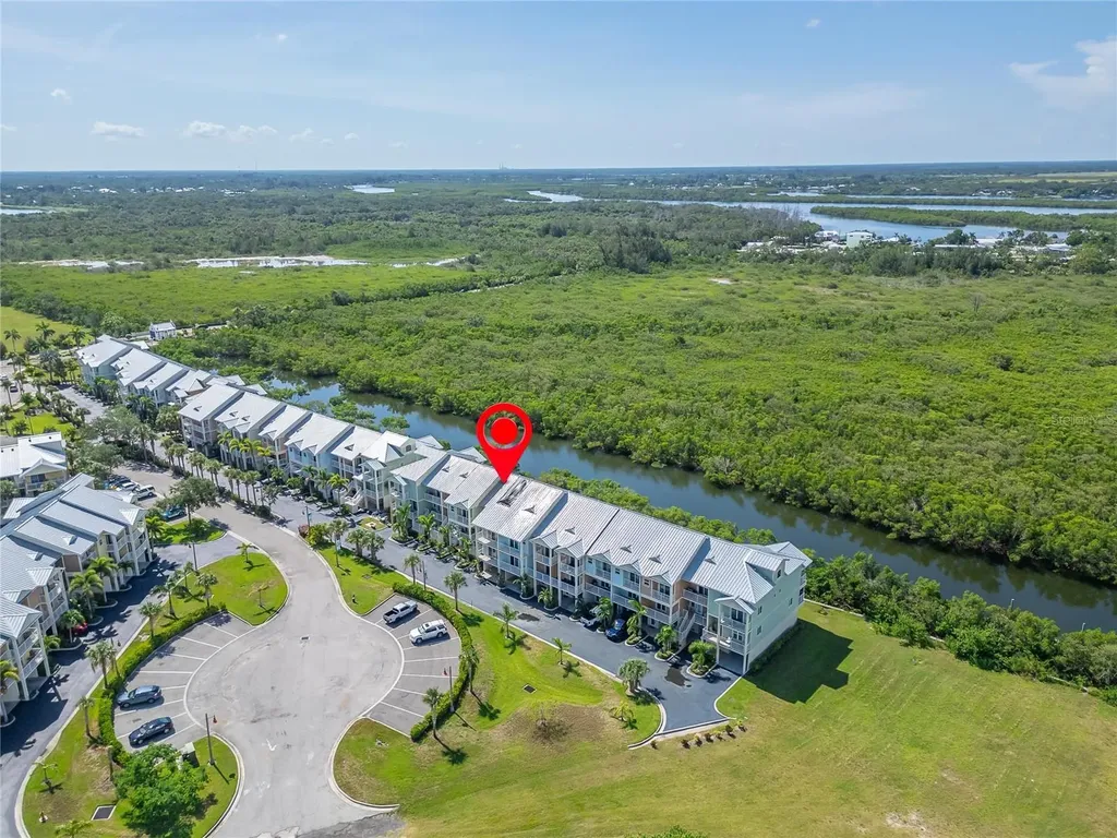 3266 Mangrove Point Drive Ruskin FL 33570