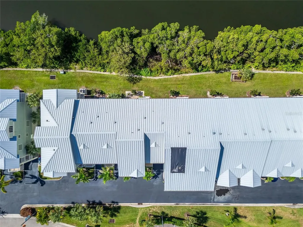3266 Mangrove Point Drive Ruskin FL 33570