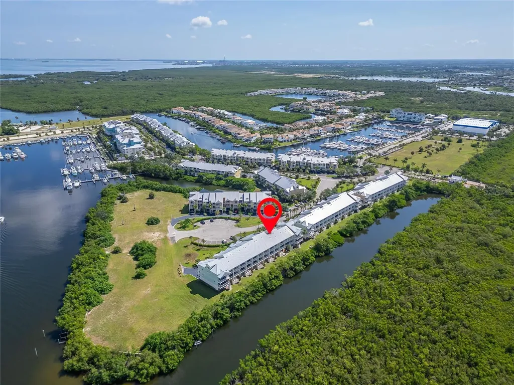 3266 Mangrove Point Drive Ruskin FL 33570