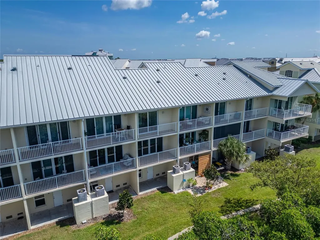 3266 Mangrove Point Drive Ruskin FL 33570