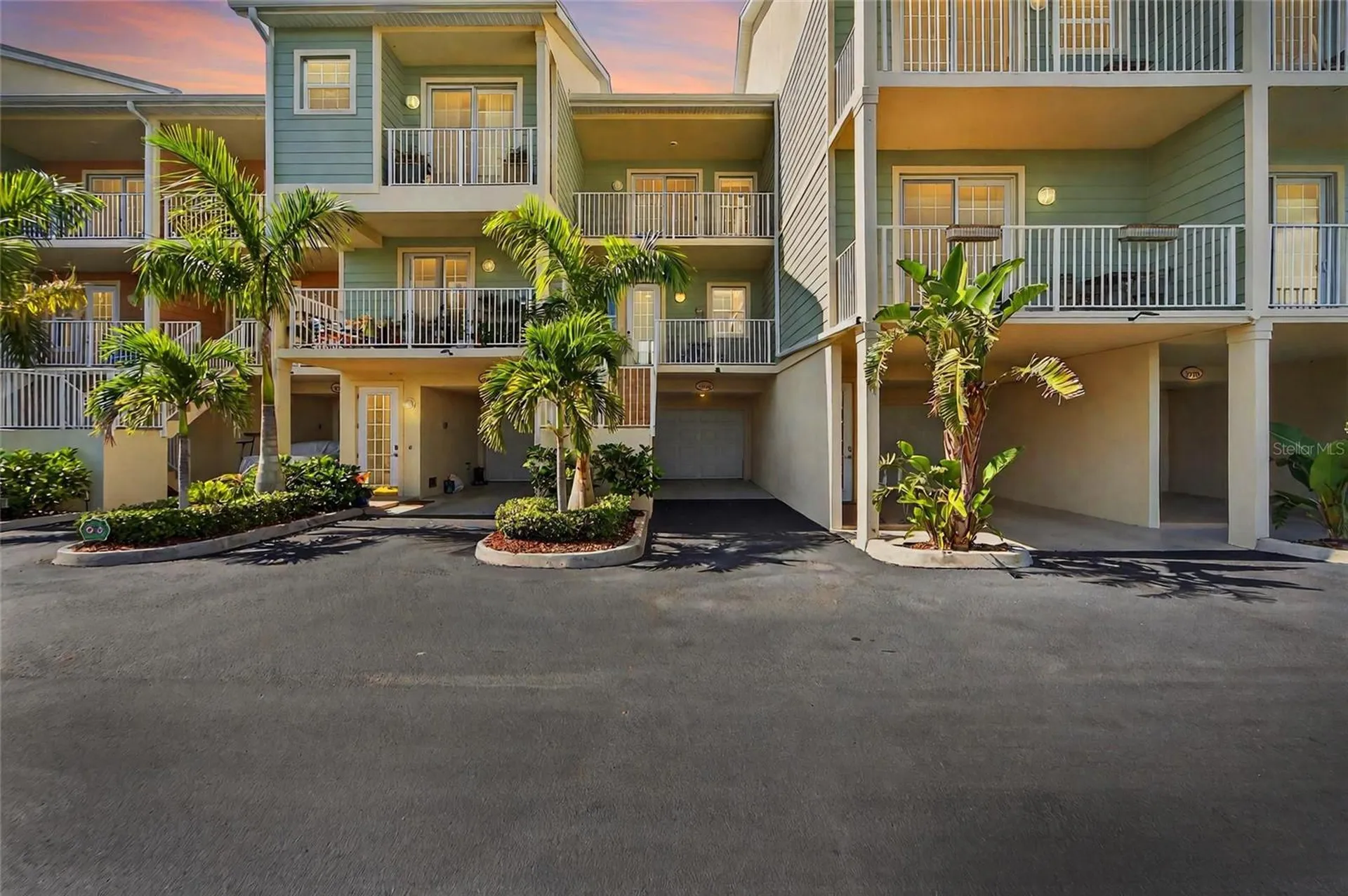 3266 Mangrove Point Drive Ruskin FL 33570