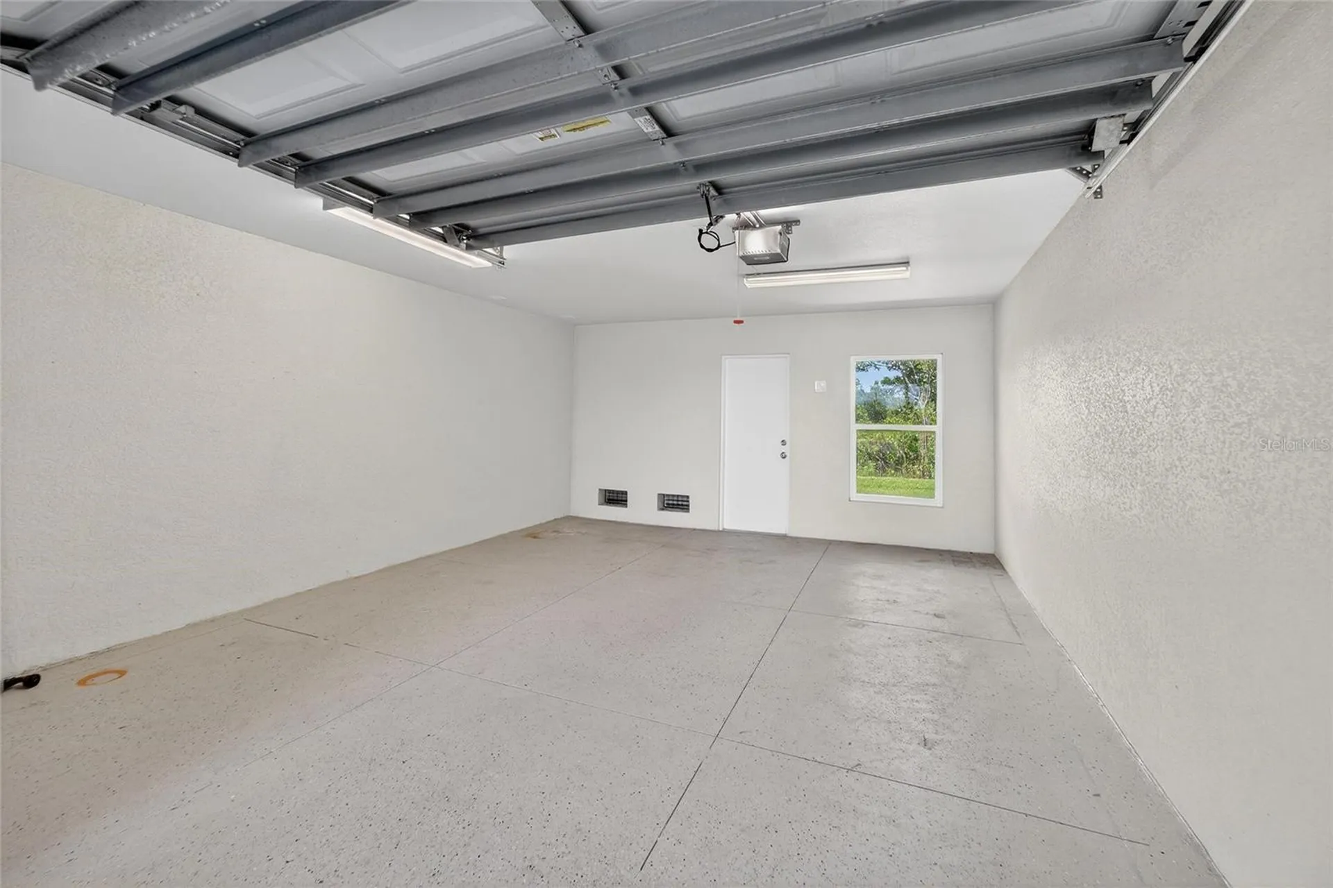 3266 Mangrove Point Drive Ruskin FL 33570