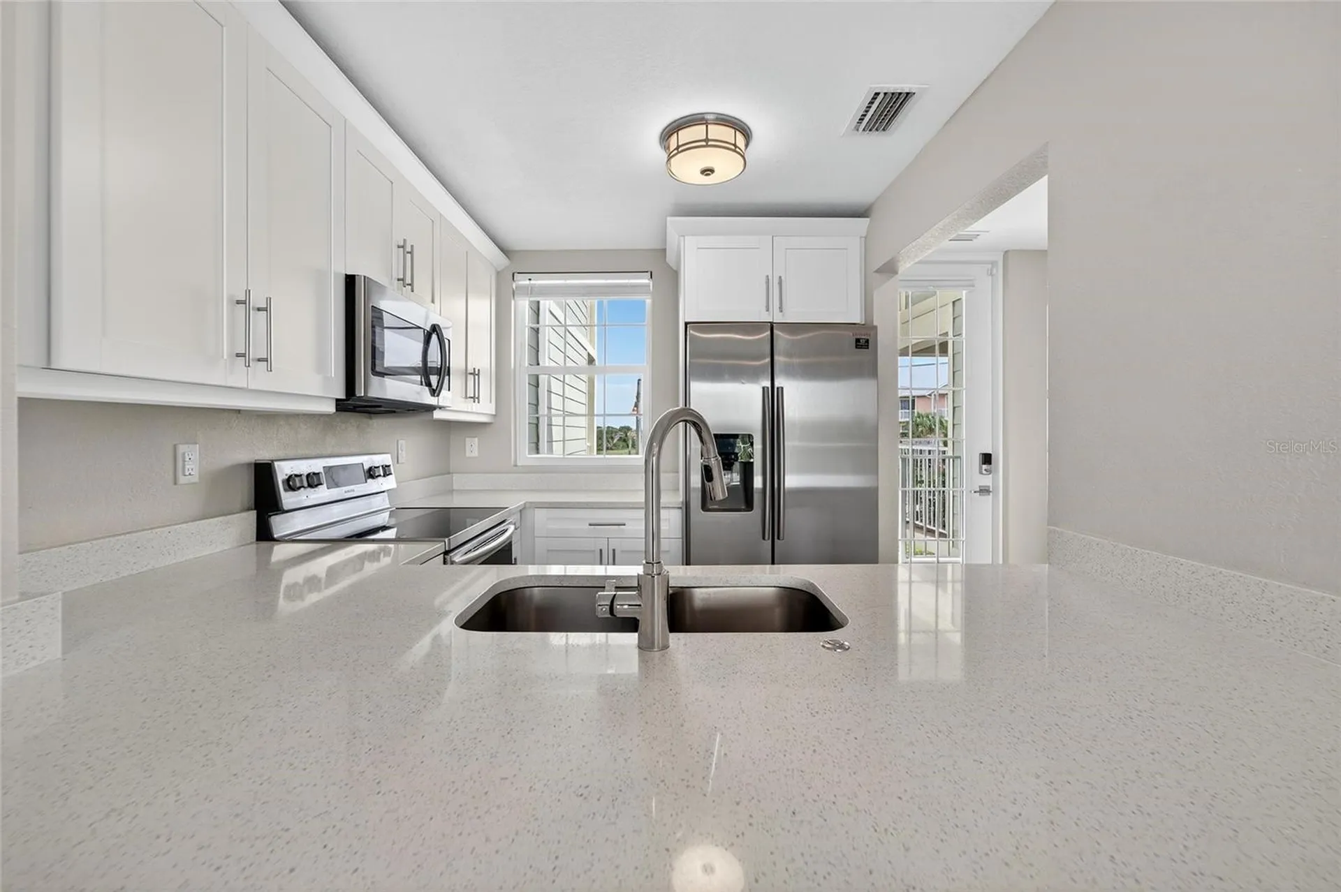 3266 Mangrove Point Drive Ruskin FL 33570