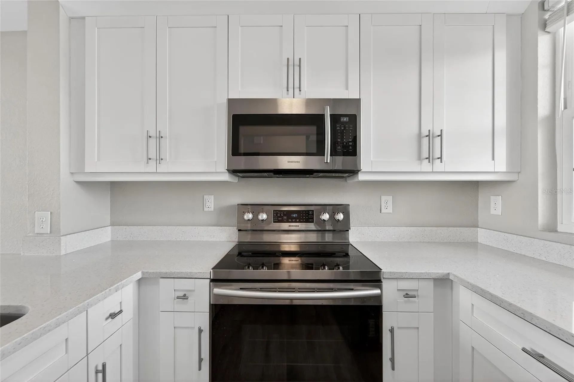 3266 Mangrove Point Drive Ruskin FL 33570