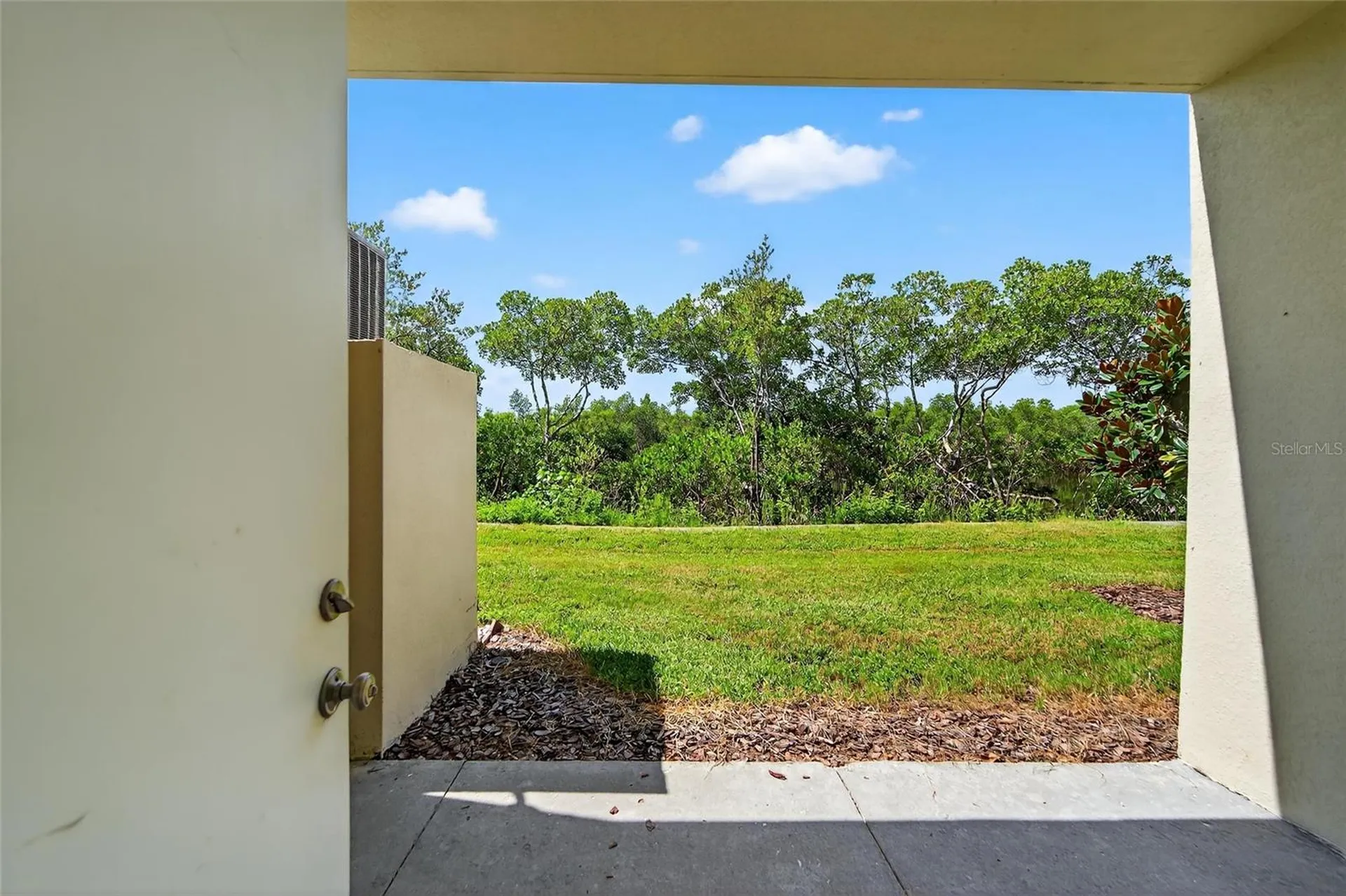 3266 Mangrove Point Drive Ruskin FL 33570