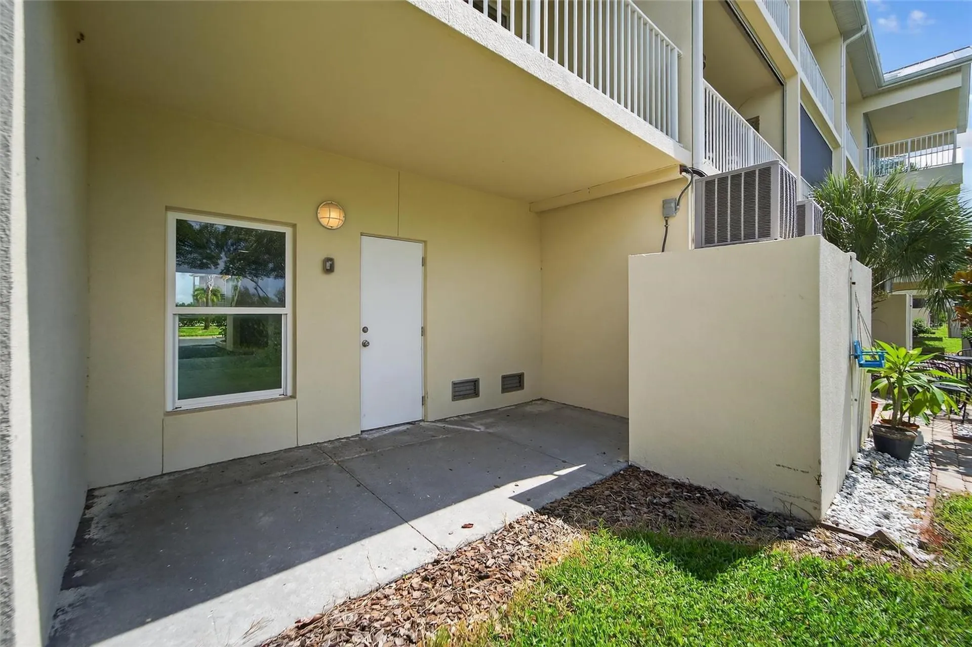 3266 Mangrove Point Drive Ruskin FL 33570