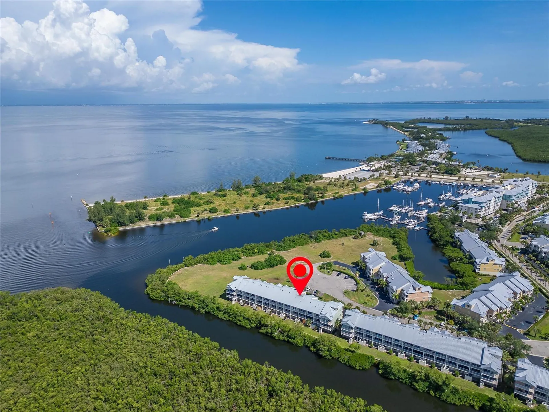 3266 Mangrove Point Drive Ruskin FL 33570