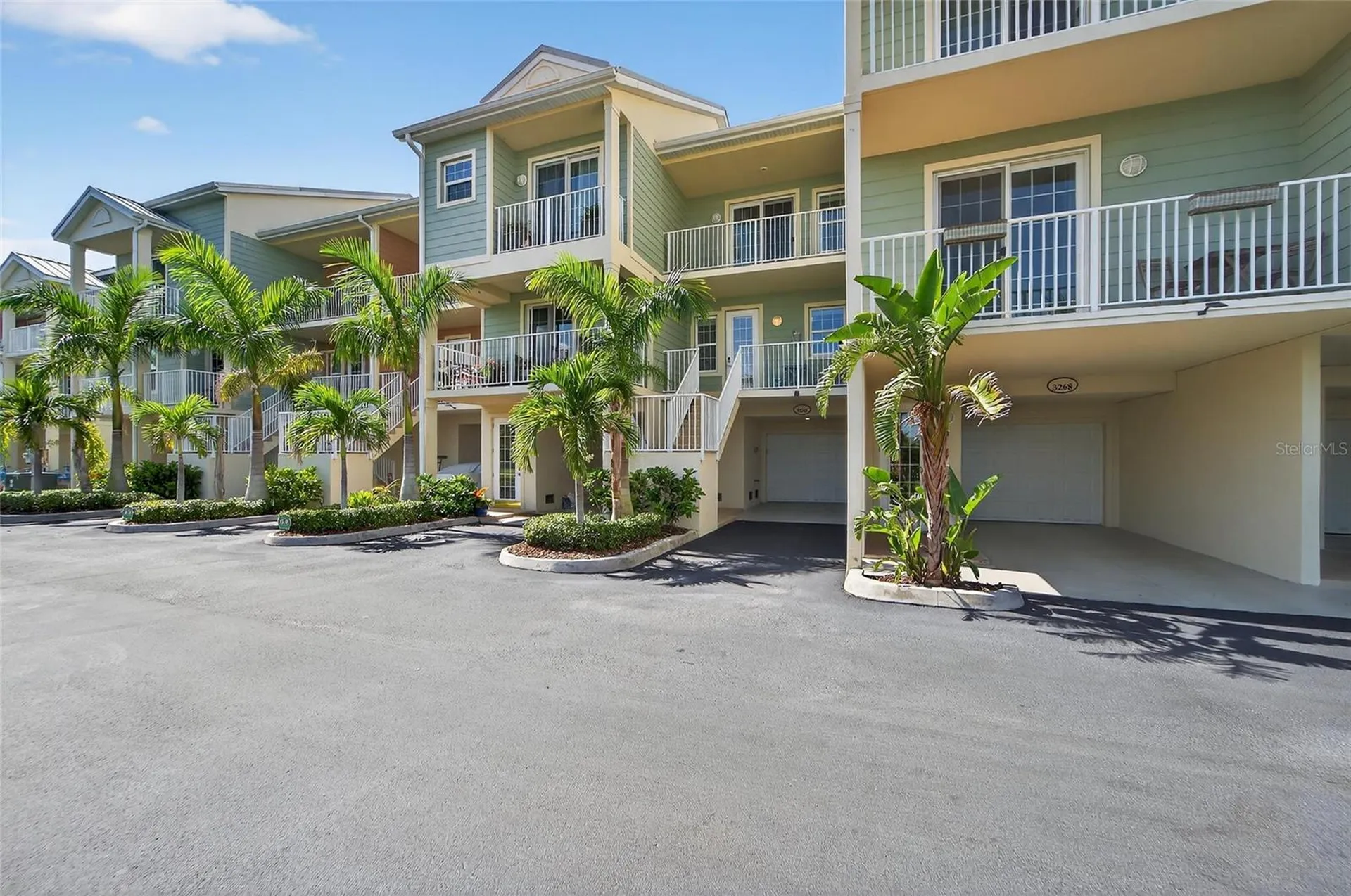 3266 Mangrove Point Drive Ruskin FL 33570
