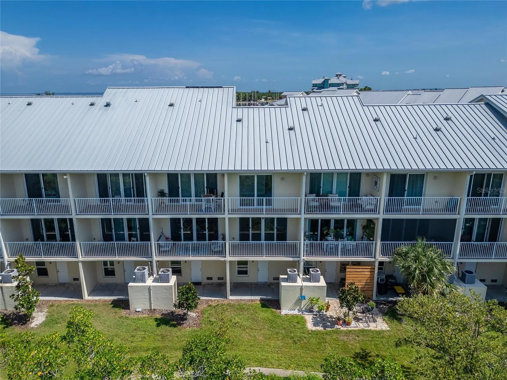 3266 Mangrove Point Drive Ruskin FL 33570