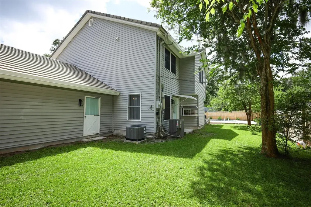 1636 Tuscaloosa Avenue Holly Hill FL 32117