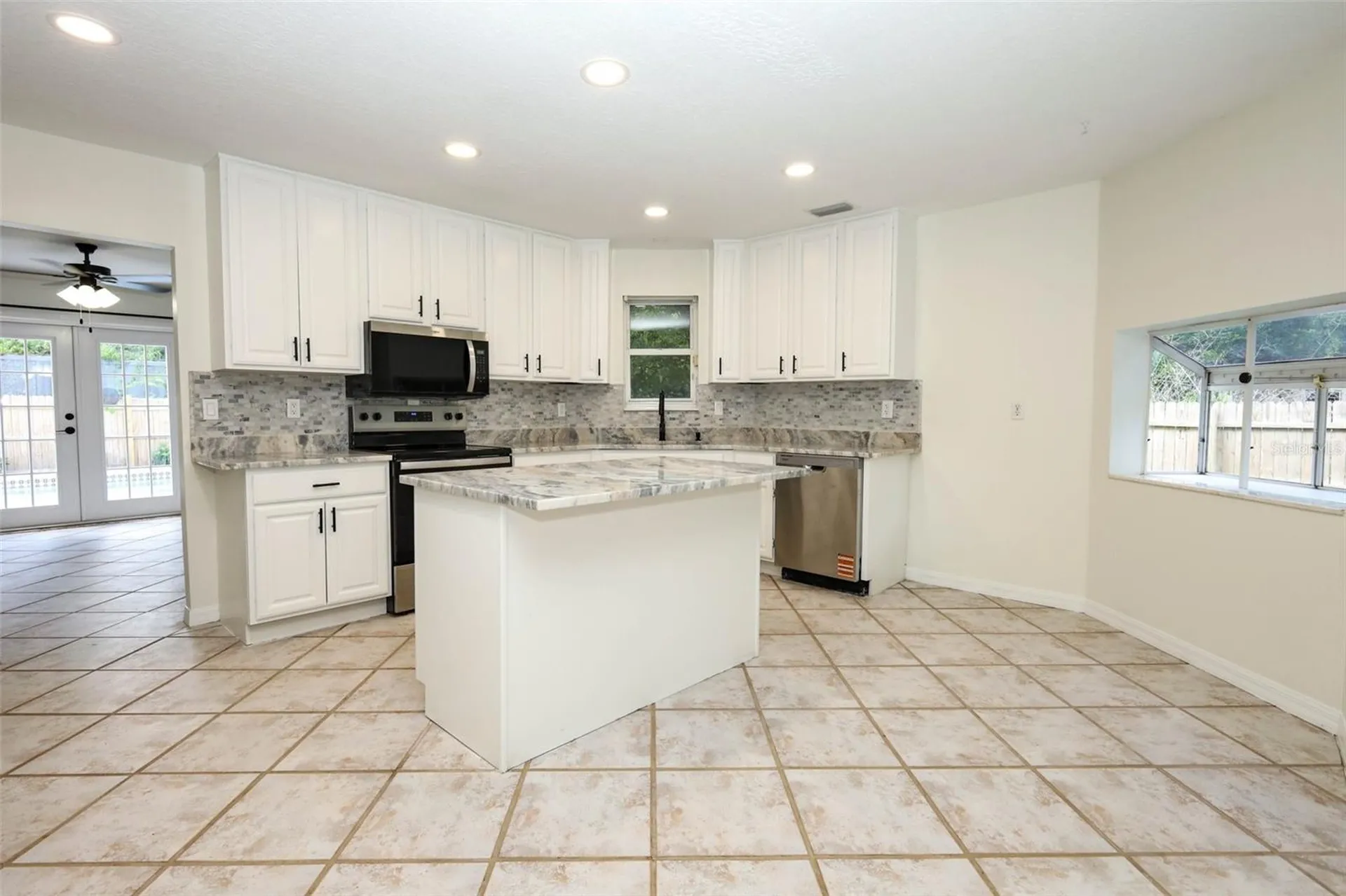 1636 Tuscaloosa Avenue Holly Hill FL 32117