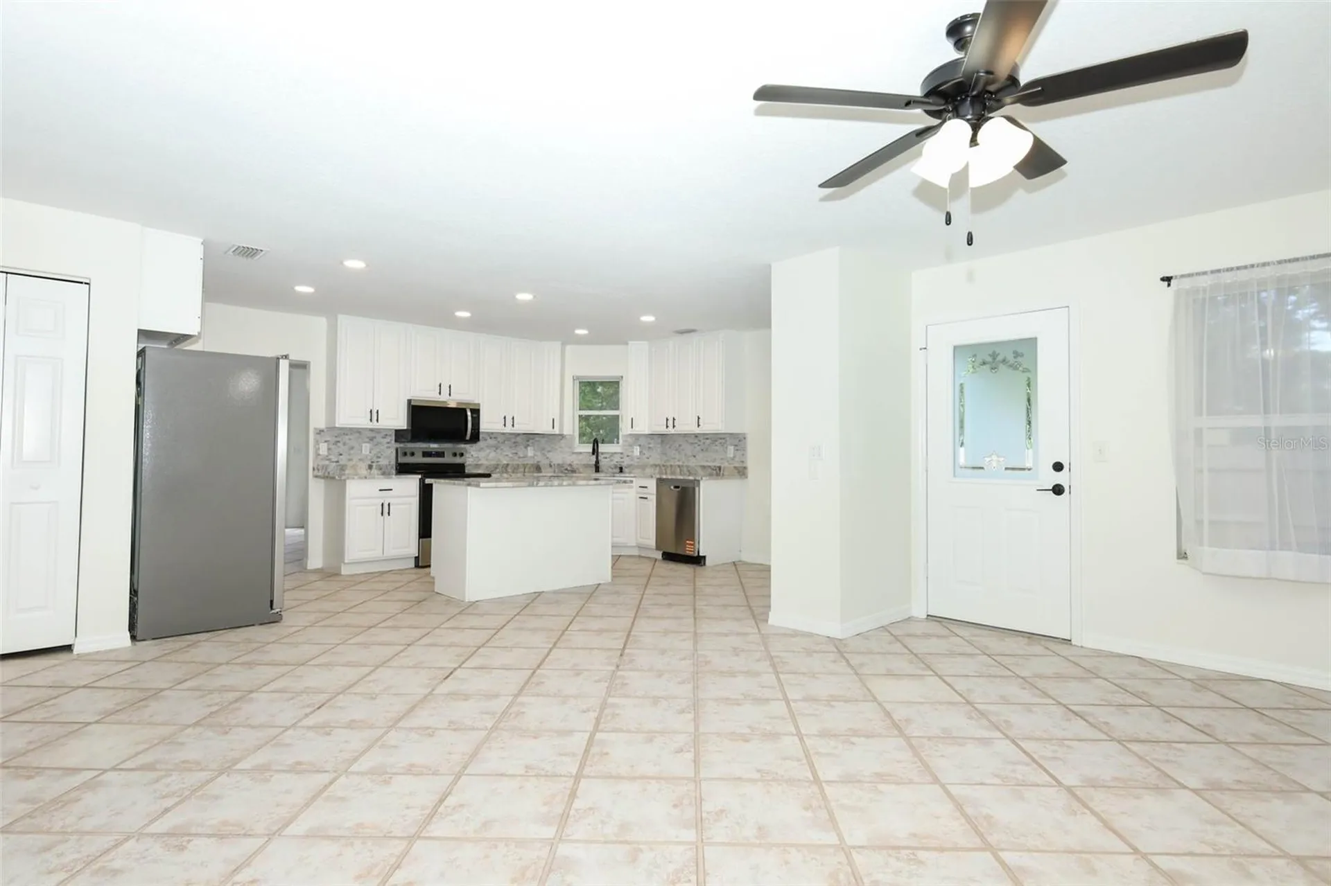 1636 Tuscaloosa Avenue Holly Hill FL 32117