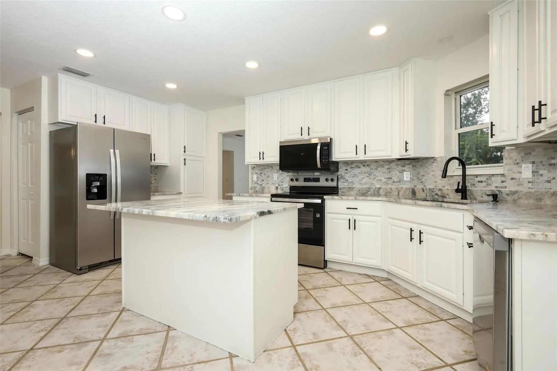 1636 Tuscaloosa Avenue Holly Hill FL 32117