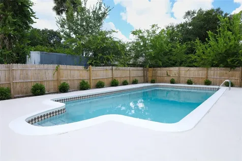 1636 Tuscaloosa Avenue Holly Hill FL 32117