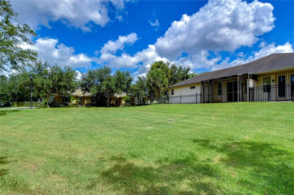 6803 Lockington Court Tampa FL 33625