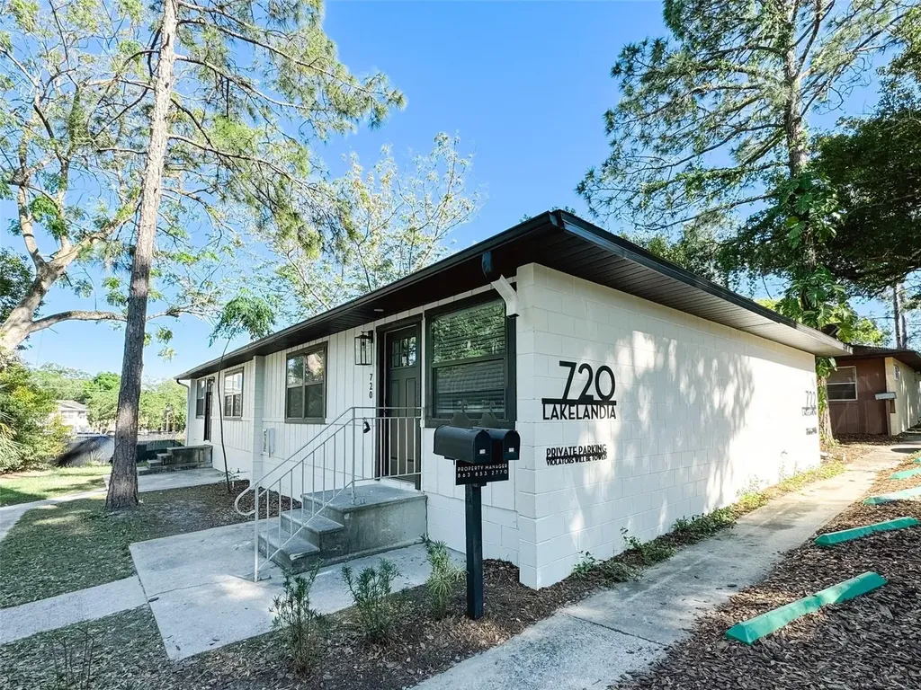 722 Angelina Lane Lakeland FL 33801