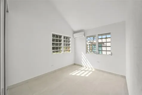 151 Alturas Tejas Las Piedras PR 00771