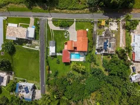 151 Alturas Tejas Las Piedras PR 00771