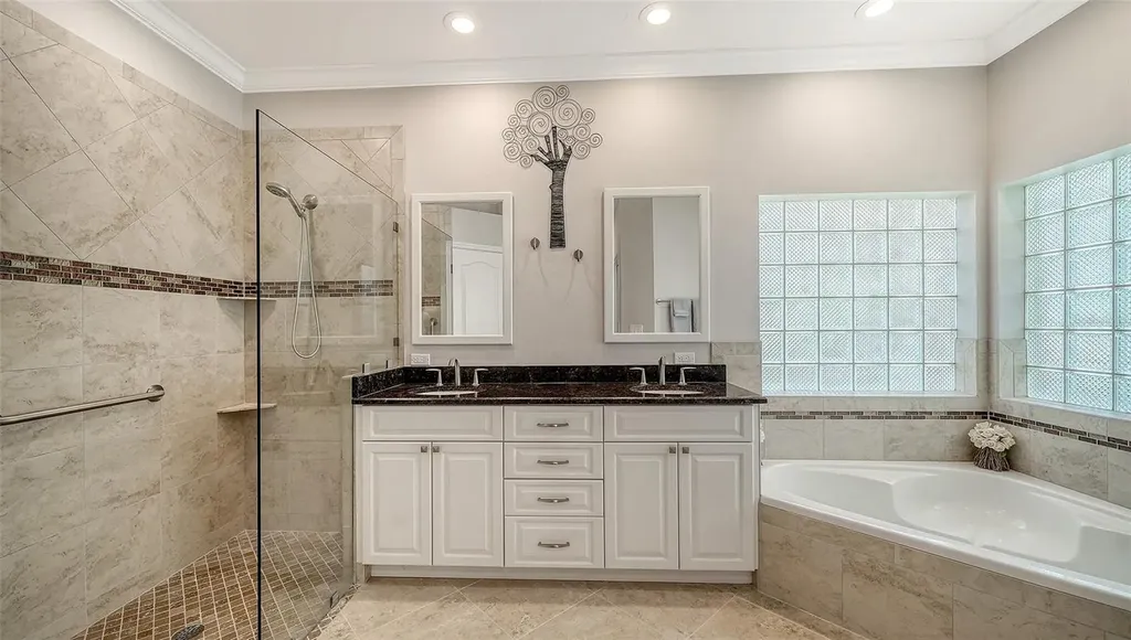 4322 Highland Oaks Circle Sarasota FL 34235