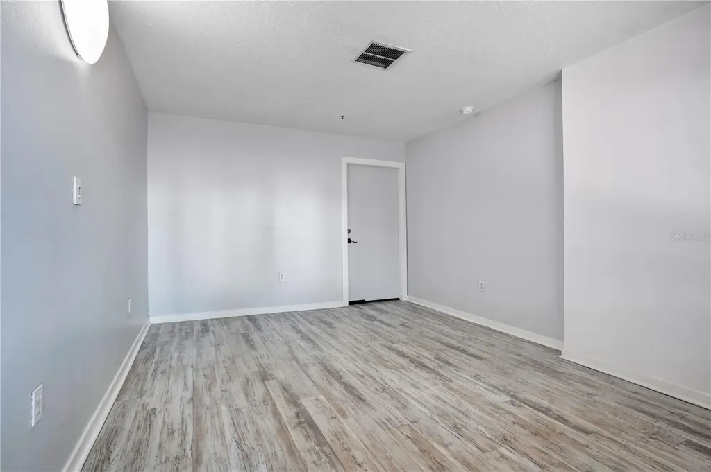 828 E Washington Street Orlando FL 32801