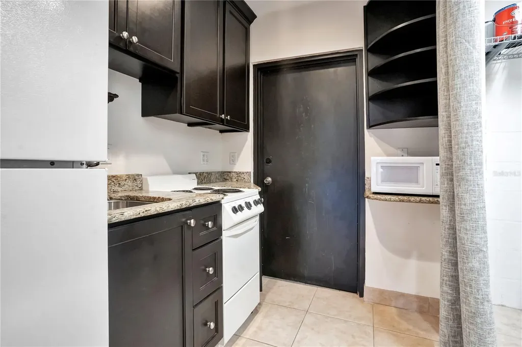 828 E Washington Street Orlando FL 32801